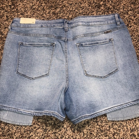 KANCAN High Rise Shorts Factory Distressed Plus Size 16 Gingham Detail | NWT! - Picture 4 of 7